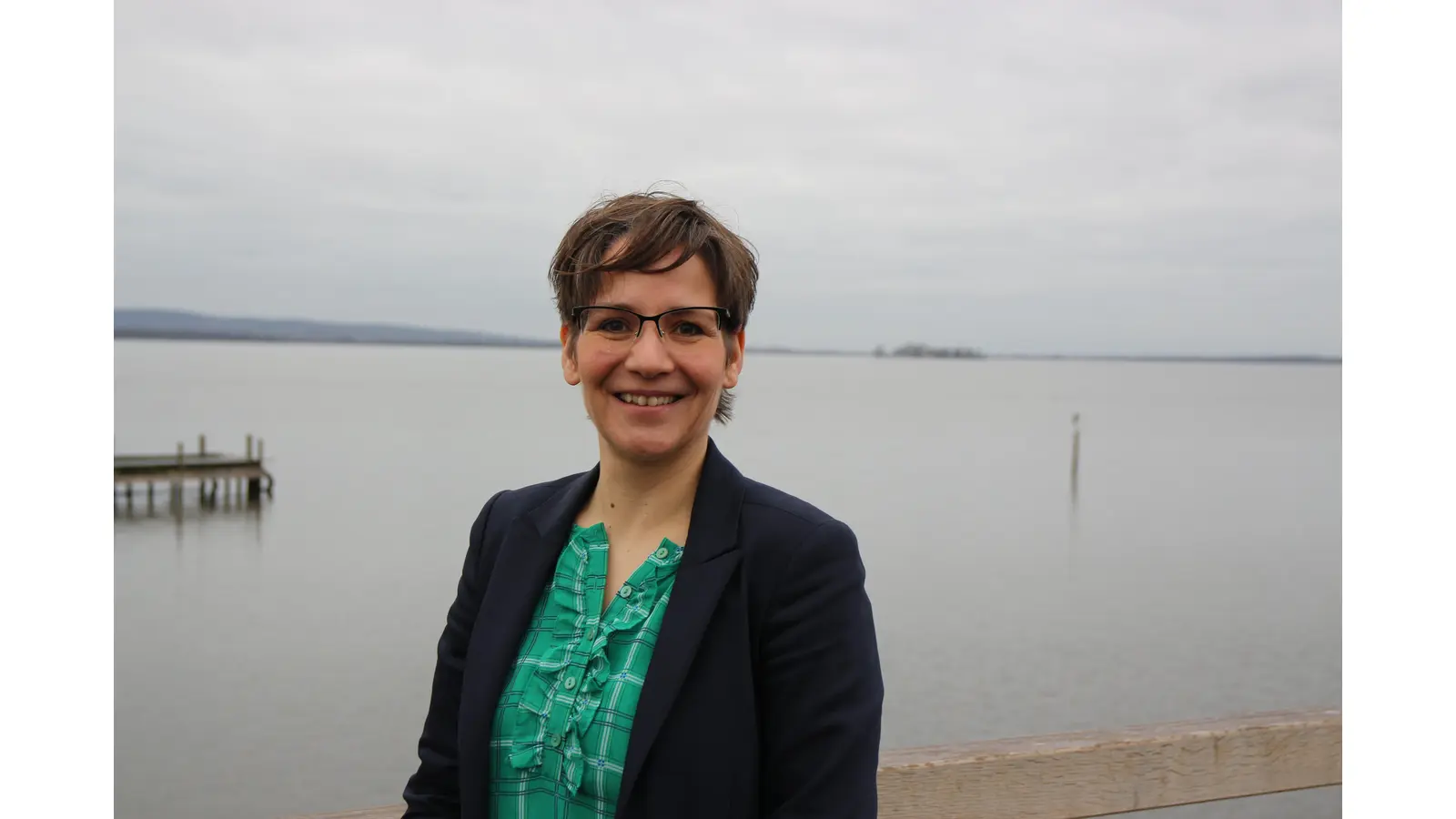 Im Gespräch: Doreen Juffa, Geschäftsführerin Naturpark Steinhude Meer. (Foto: Region Hannover)