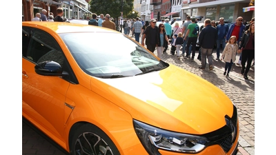 Für den 17. September lädt der Stadtmarketingverein Stadthagen wieder zur Autoschau in die Innenstadt. (Foto: Borchers, Bastian)