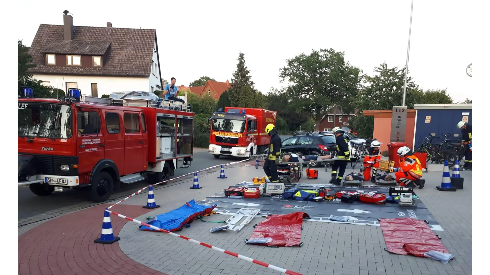 Einheiten vom DRK und der Feuerwehr übten solch eine Lage im Jahr 2019. (Foto: privat)