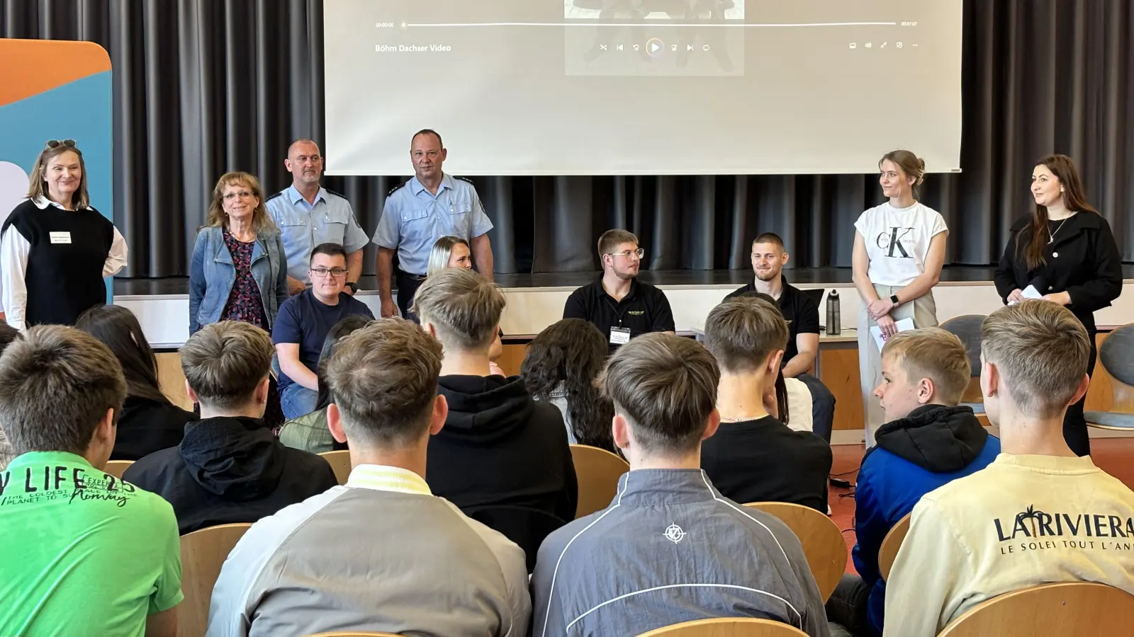 Abschlussrunde: In der Aula wird Bilanz gezogen. (Foto: privat)