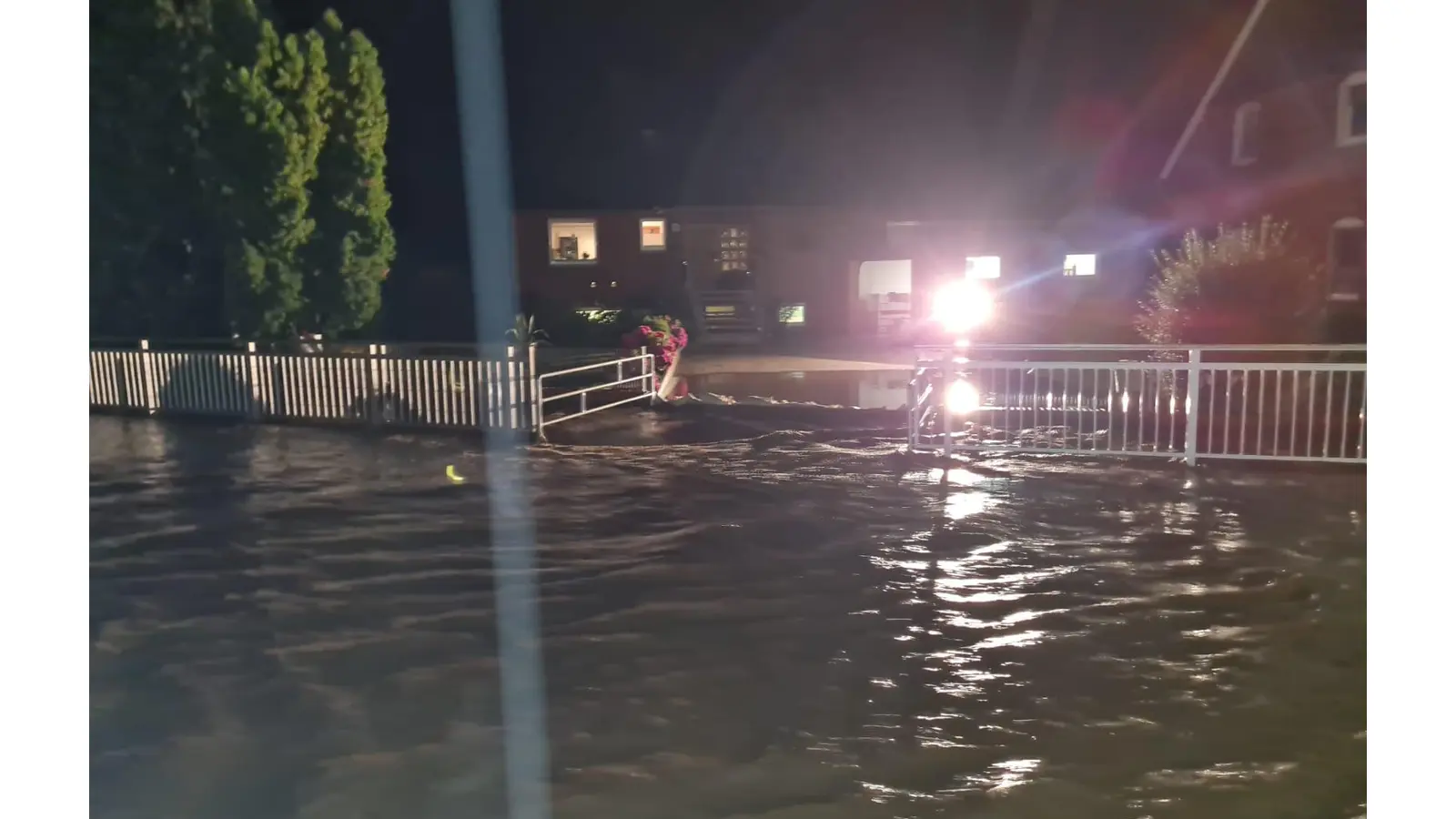 Das Ausmaß in Lyhren zeigt dieses Leserbild. (Foto: privat)