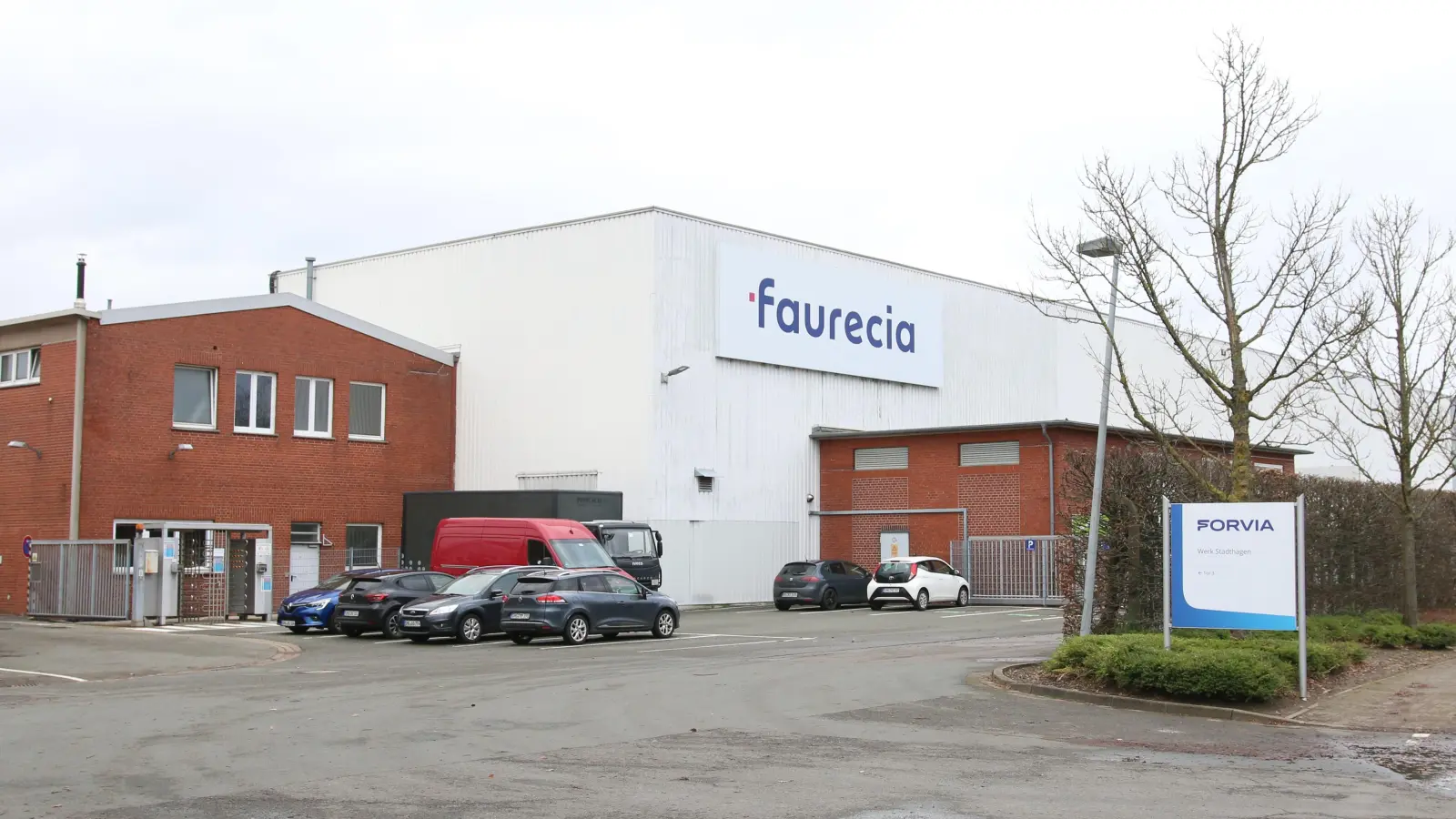 Die IG-Metall startet am Donnerstag eine Kundgebung gegen den Stellenabbau bei Forvia/Faurecia.  (Foto: bb)