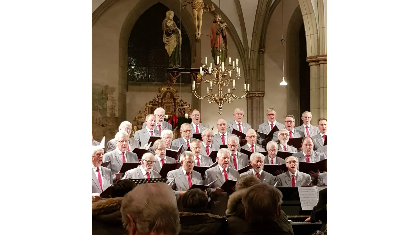 Der Männerchor „Liederkranz“ Enzen Hobbensen feiert in diesem Jahr sein Jubiläum und freut sich auf Interessierte, die zu einer unverbindlichen Schnupperprobe hereinschauen. (Foto: privat)