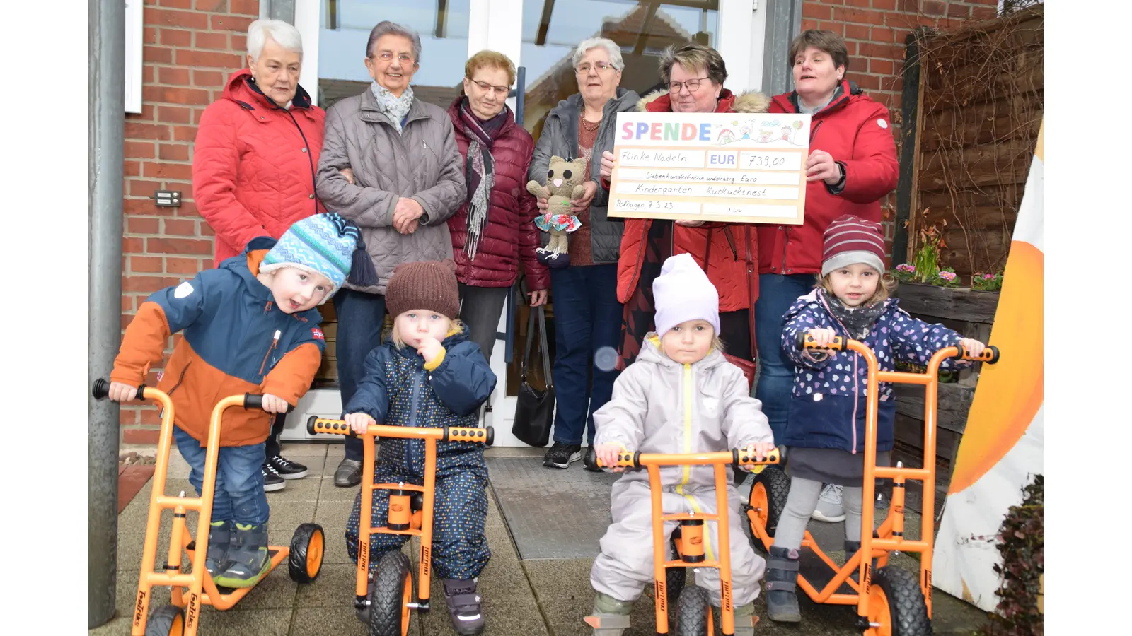 Die „Flinken Nadeln” mit: (v.l.n.r.) Henri Wilkening (3), Jara Daake (3), Karlotta Zedler (2), Ida Bruns (3),  (Foto: ab)