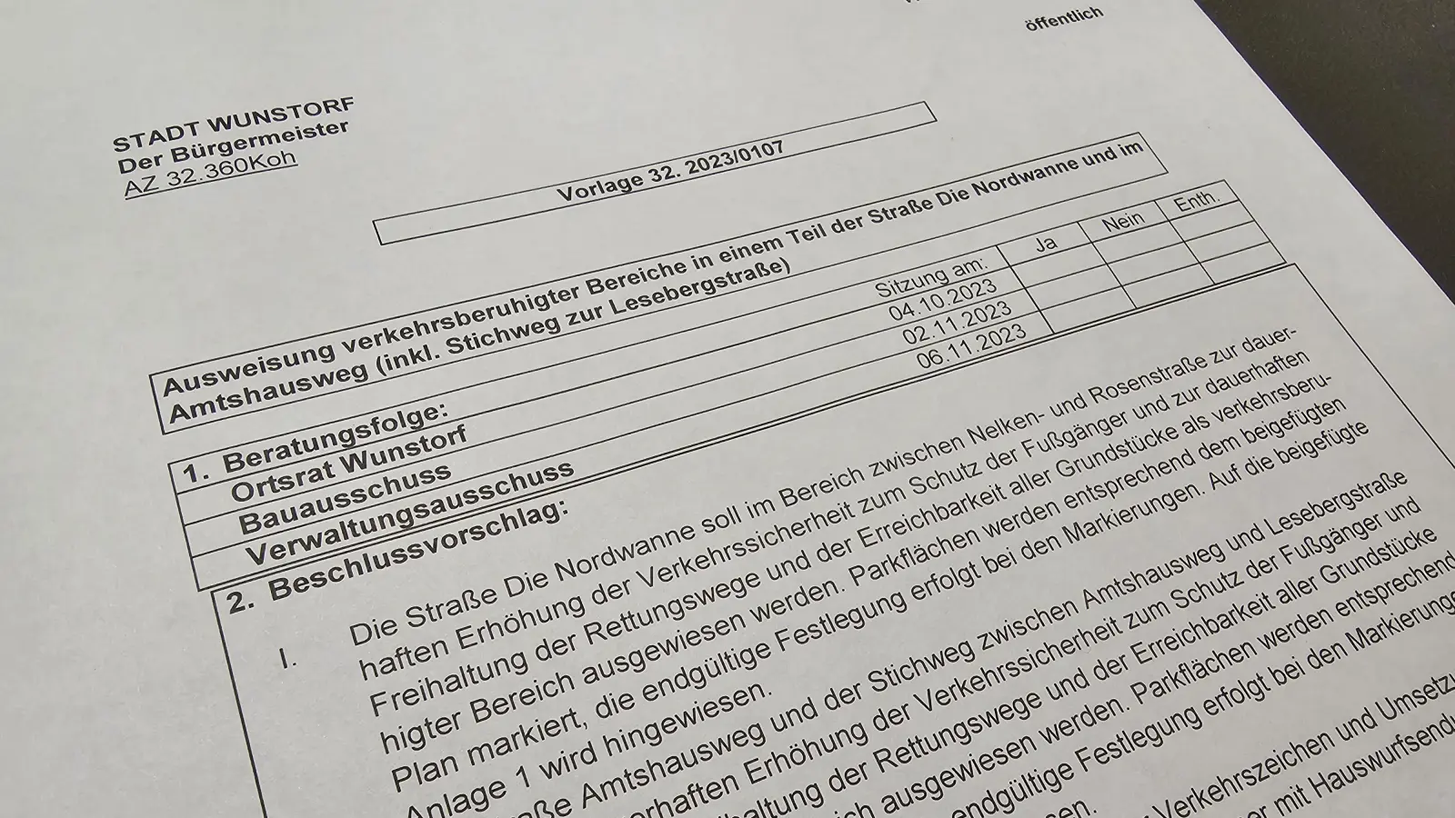 Gleicher Sachverhalt, aber unterschiedliche Orte und Betroffene: Eine Vorlage zur Ausweisung verkehrsberuhigter Bereiche. (Foto: tau)