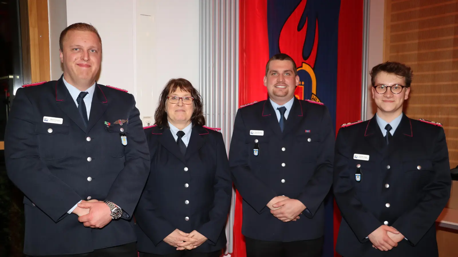 Kinderfeuerwehrwart Maik Aumann, seine Vertreterin Anke Brunner, stellvertretender Jugendfeuerwehrwart Leon Brunner, Jugendfeuerwehrwart Pascal Lange (v.l.).  (Foto: gi)