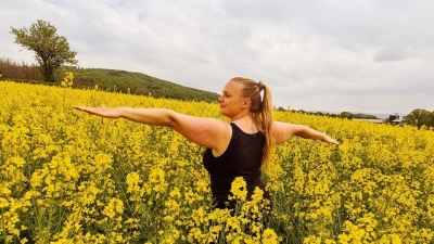 Übungsleiterin Melanie Jahn bietet beim TSV nun auch Kinder-Yoga an. (Foto: privat)