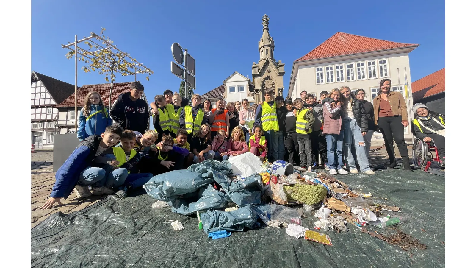 Die Müllsammelaktion brachte in nur zwei Stunden etliche Kilos Unrat zu Tage. (Foto: nd)