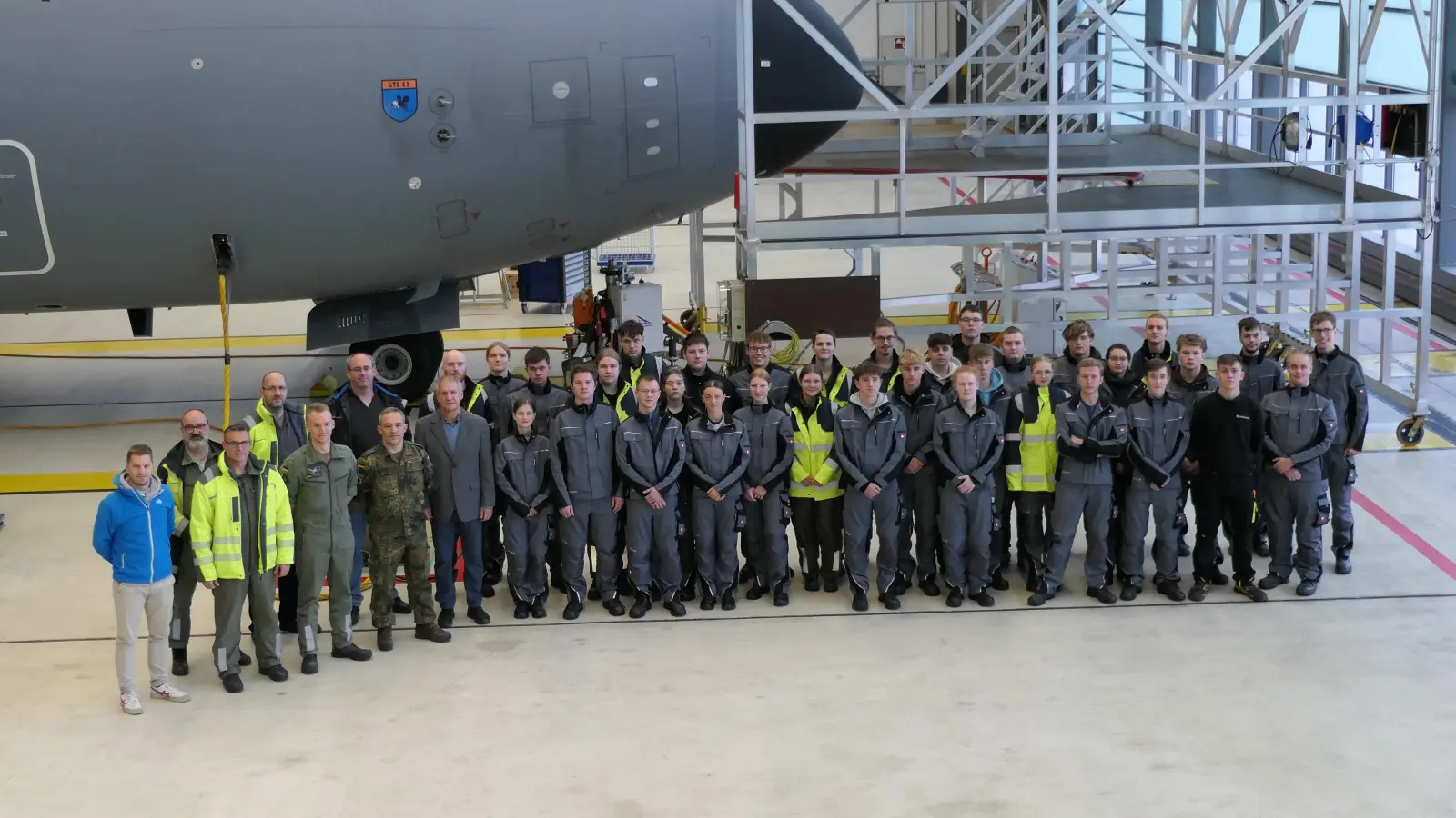 Im September haben 36 junge Menschen eine Ausbildung beim LTG 62 aufgenommen. (Foto: Bundeswehr)