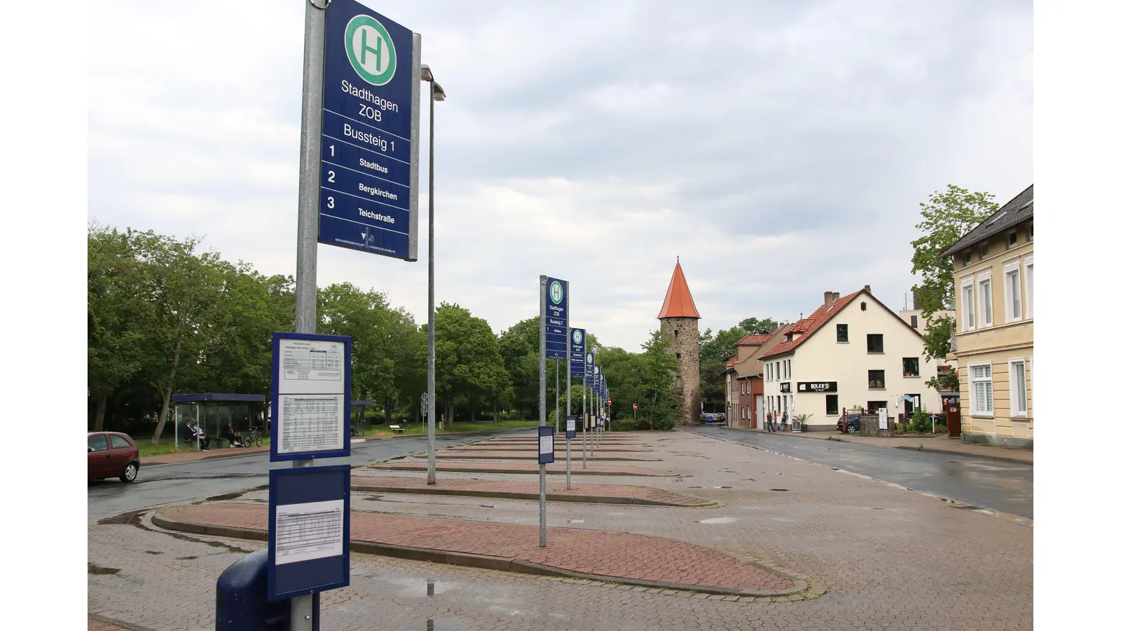 Der ZOB auf dem Viehmarkt wird in Zukunft von einer erhöhten zentralen Bussteig-Insel geprägt sein.  (Foto: bb)