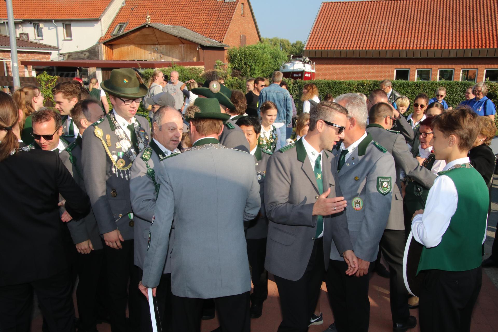 Impressionen vom Schützenfest Großenheidorn. (Foto: gi)