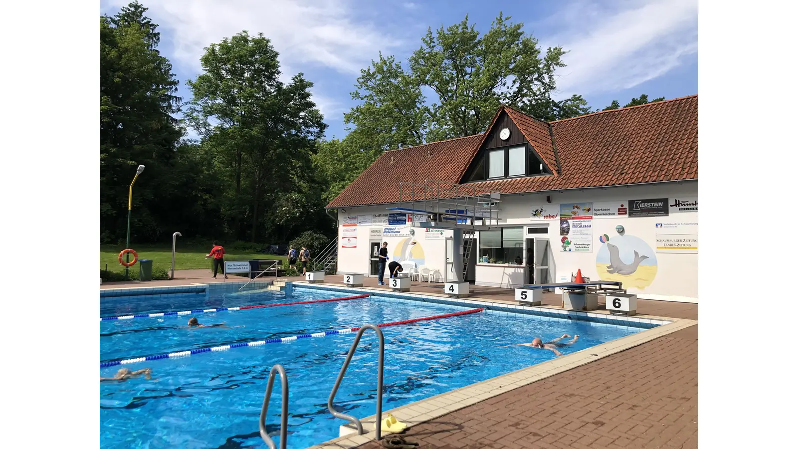 Die Sonnenbrinkbad-Saison ist angelaufen und die Verantwortlichen haben einiges im Angebot, um noch mehr Besucher in das schöne Freibad zu locken. (Foto: nh)