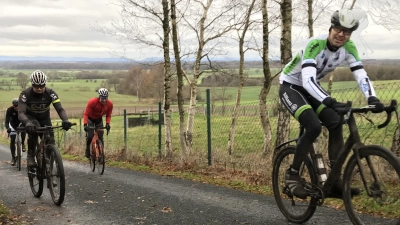 Auf Feld- und Waldwegen: Rad-Querfeldein Spaß mit dem Radsportclub Wunstorf. (Foto: privat)