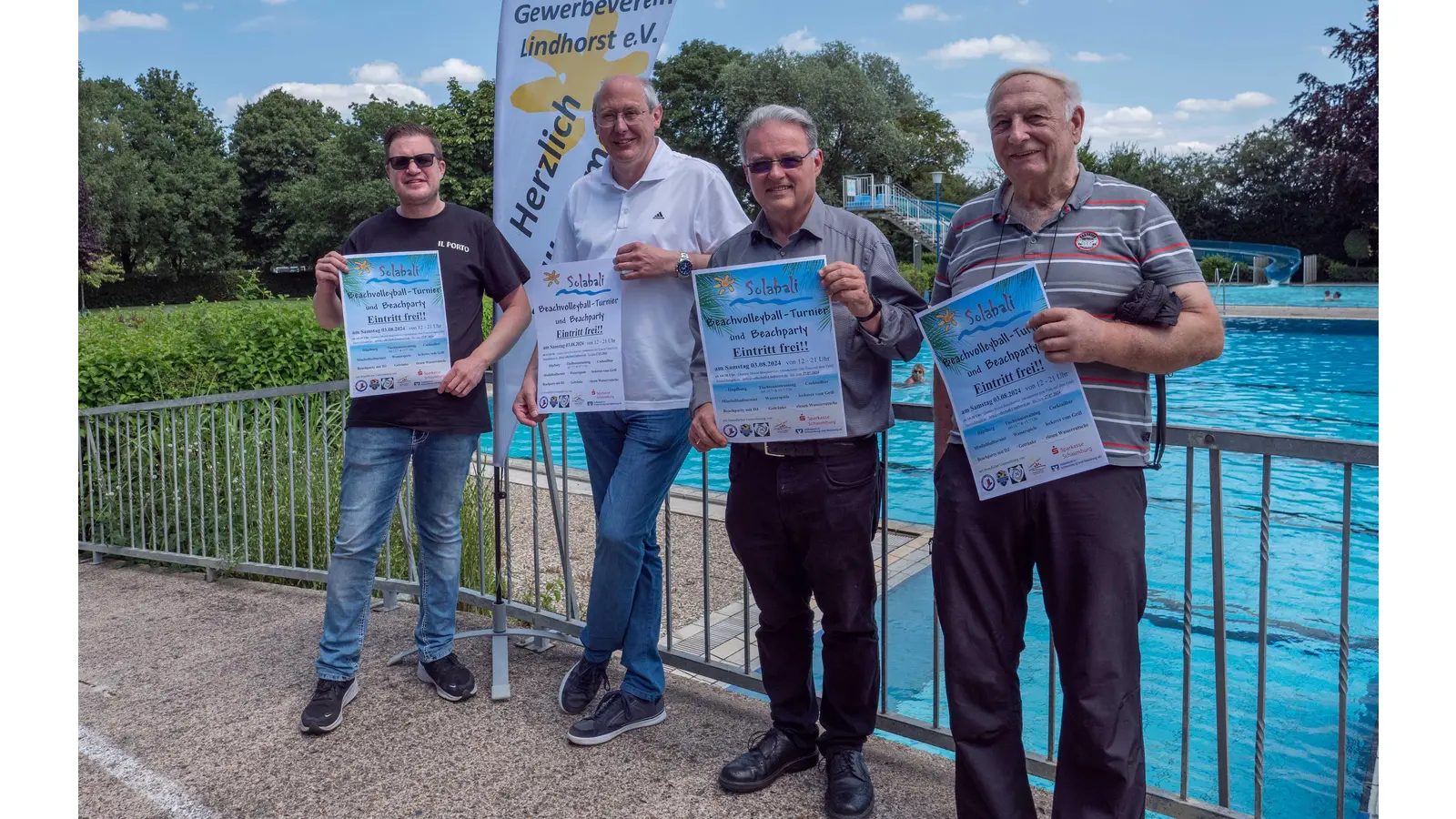 Das Vorstandsteam der HGV, Benjamin Dageför (v.l.), Jürgen Widdel, Andreas Klauke und Gerd Werz laden zur Beachparty ins Solabali nach Lindhorst ein. (Foto: wk)