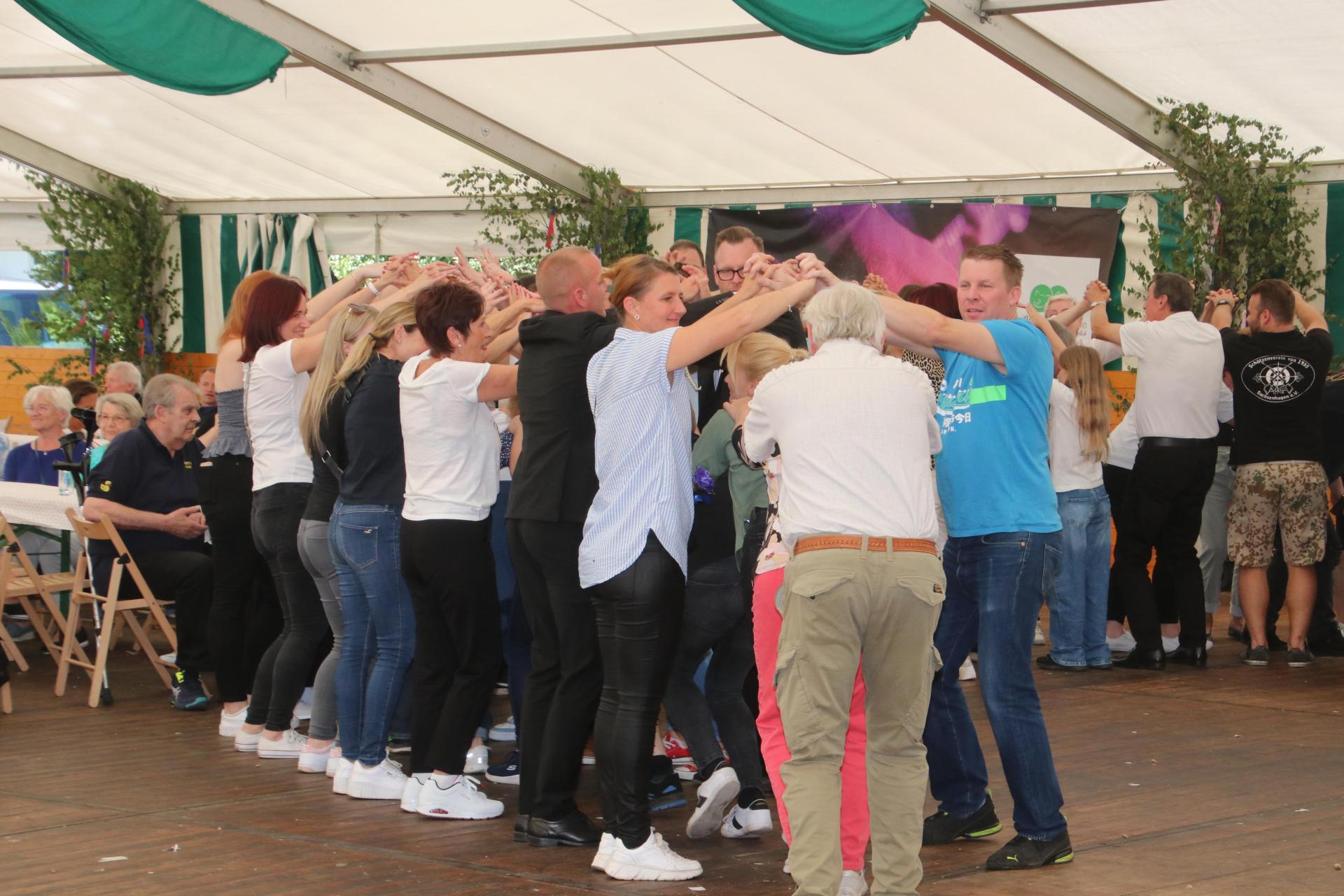 Bilder vom Schützenfest. (Foto: gi)