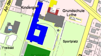 Die Vorzugsvariante: Neubau im Bereich des Sportplatzes, der wiederum nach Süden verschoben wird. (Baukörper nur beispielhaft) (Foto: Stadt Wunstorf)