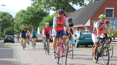 Viele Teilnehmer: Die Radtourenfahrt des RSC Wunstorf ist ein Klassiker. (Foto: tau)