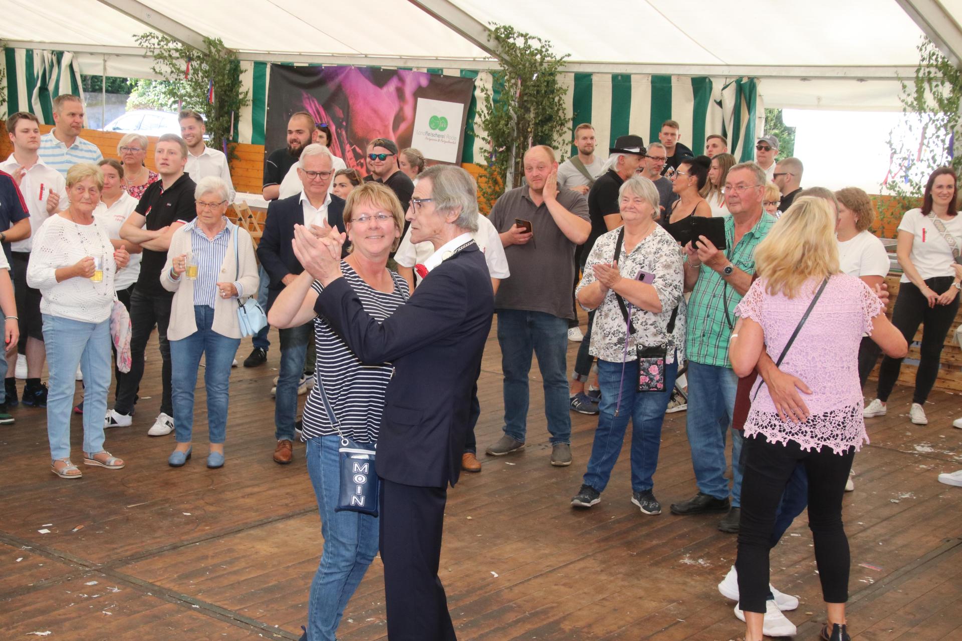 Bilder vom Schützenfest. (Foto: gi)